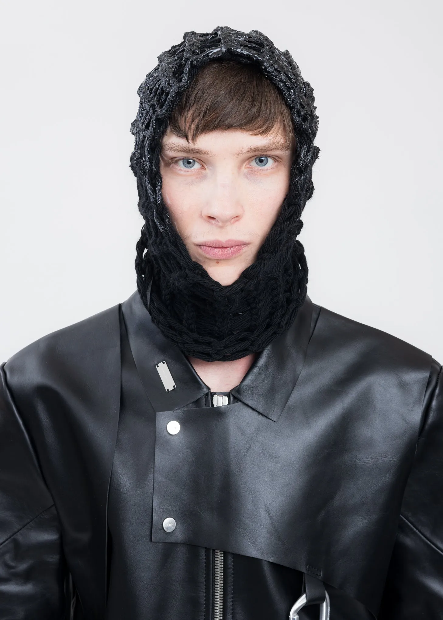 Black ARACEAE Hat