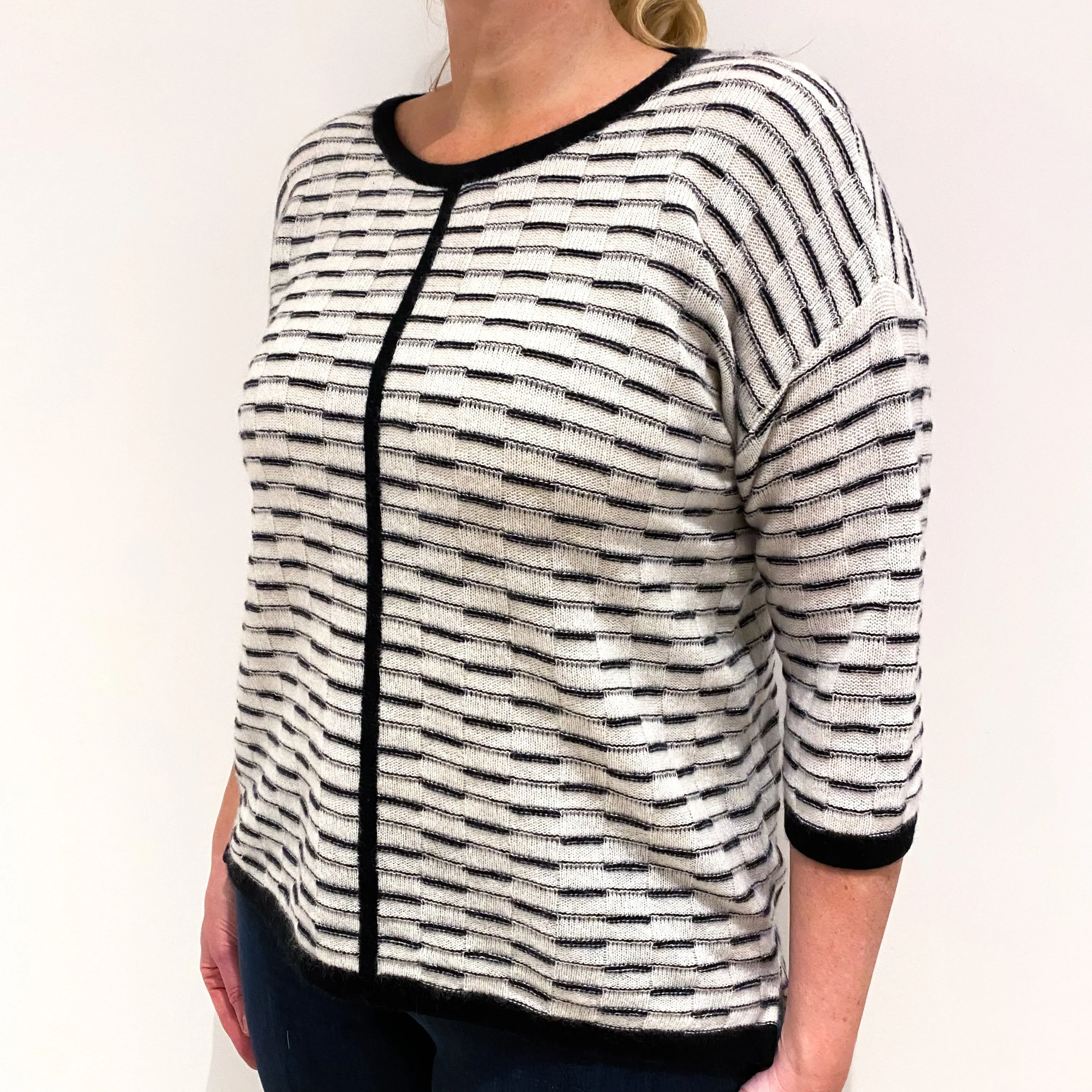 Cream Black 3/4 Sleeved Patterned Cashmere Crew Neck Jumper Large
