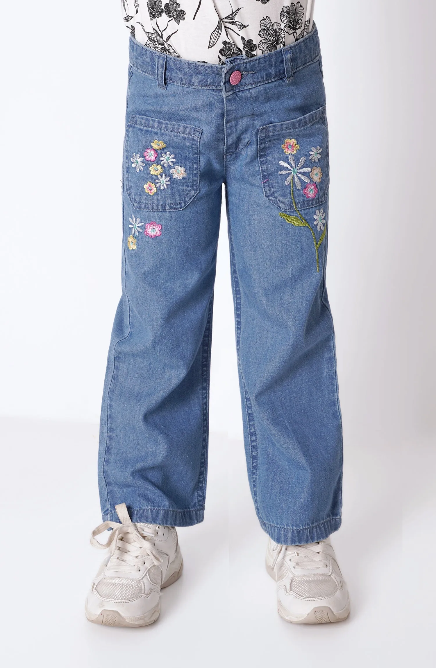Emb.Flared Denim Pants