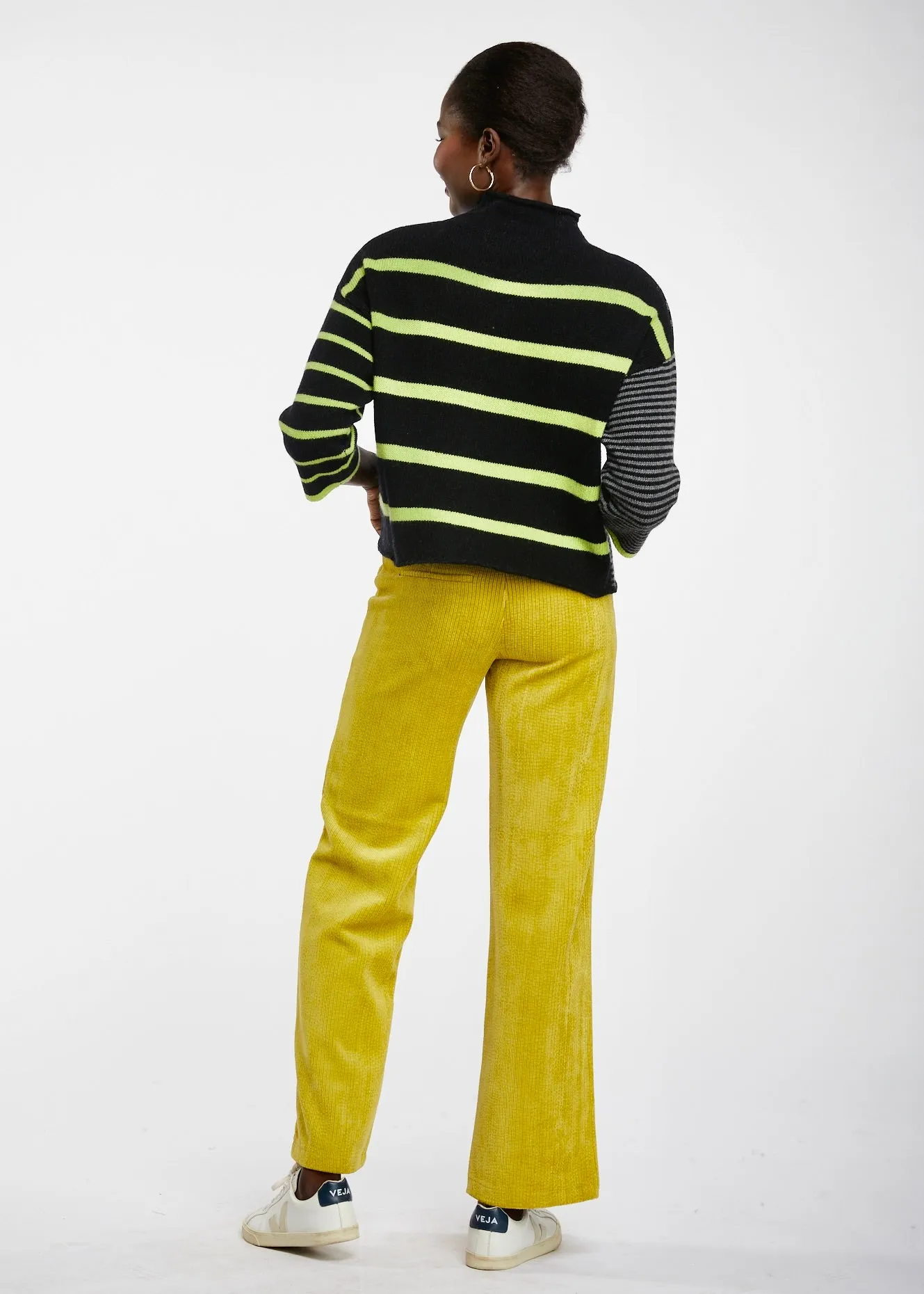 LD & CO Alternate Stripe Jumper | Black LC5157