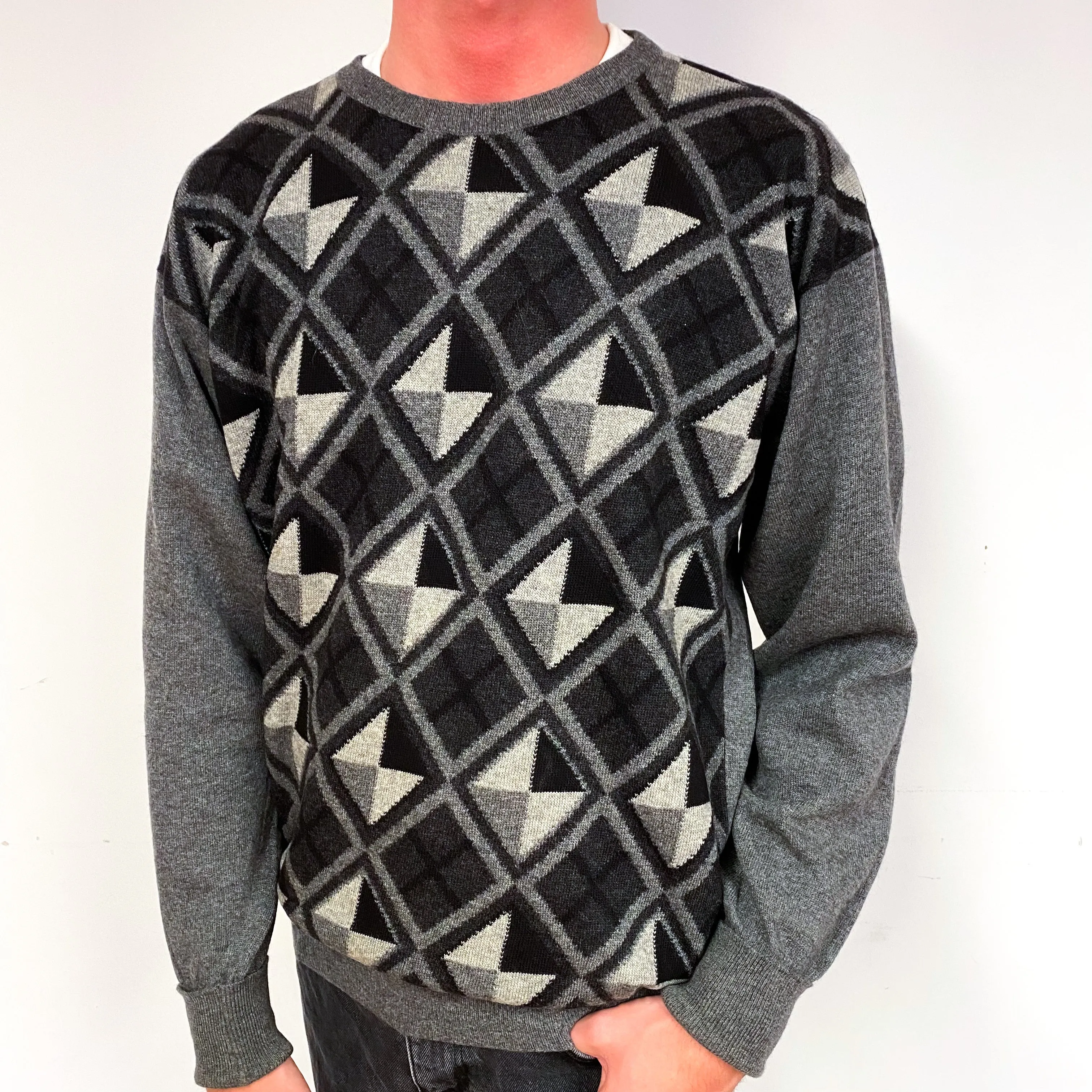 Men's Scottish Grey Geometric Cashmere Crew Neck Jumper