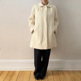 Vintage Cream Lama Mohair Coat - size M-L
