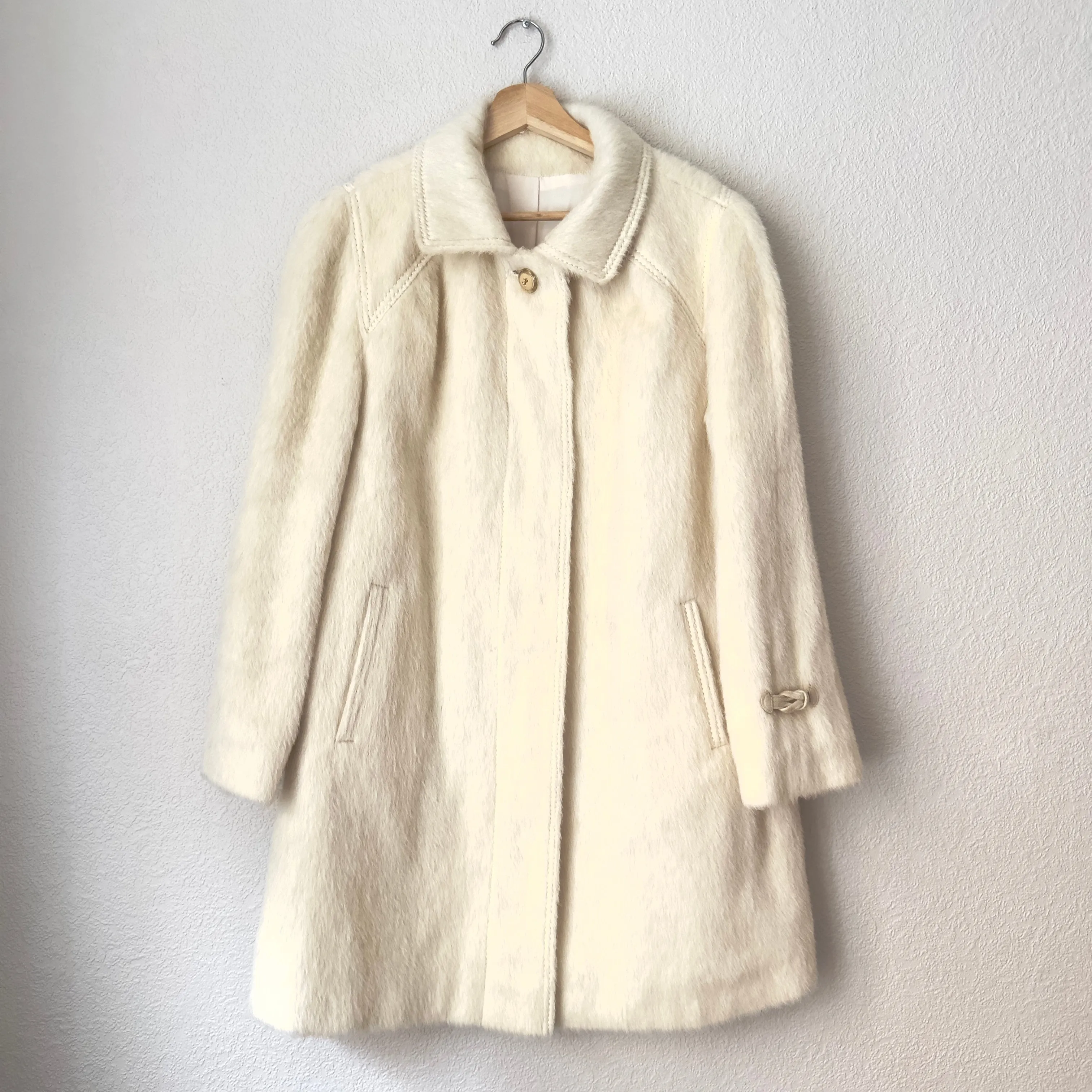 Vintage Cream Lama Mohair Coat - size M-L