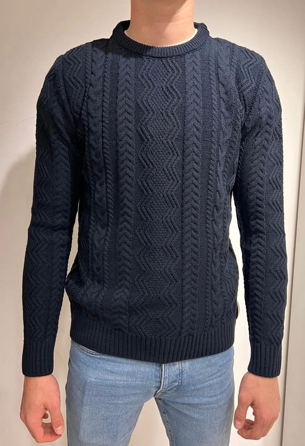 White Lable cable knitted  jumper Navy